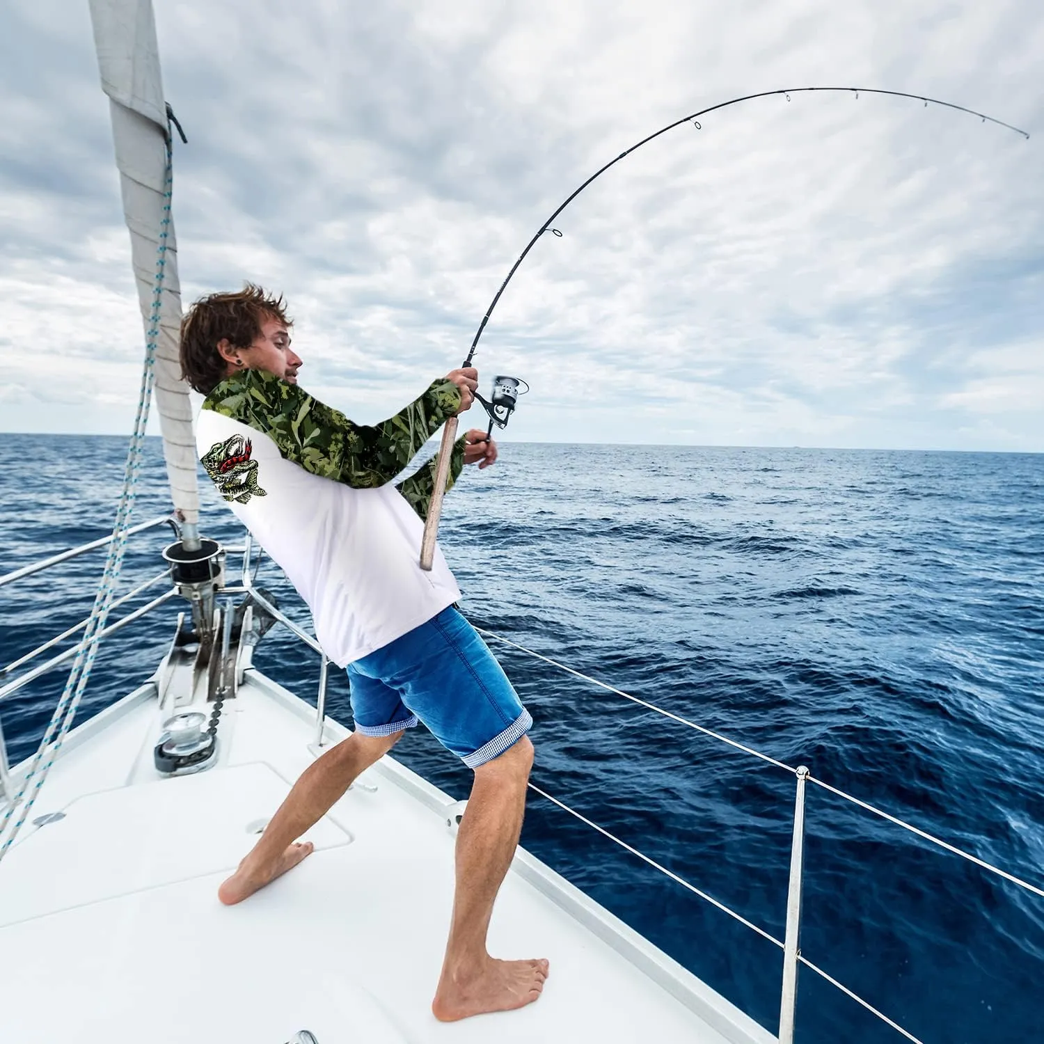 Palmyth Fishing Shirt for Men Long Sleeve Sun Protection UV UPF 50  T-Shirts with Pocket